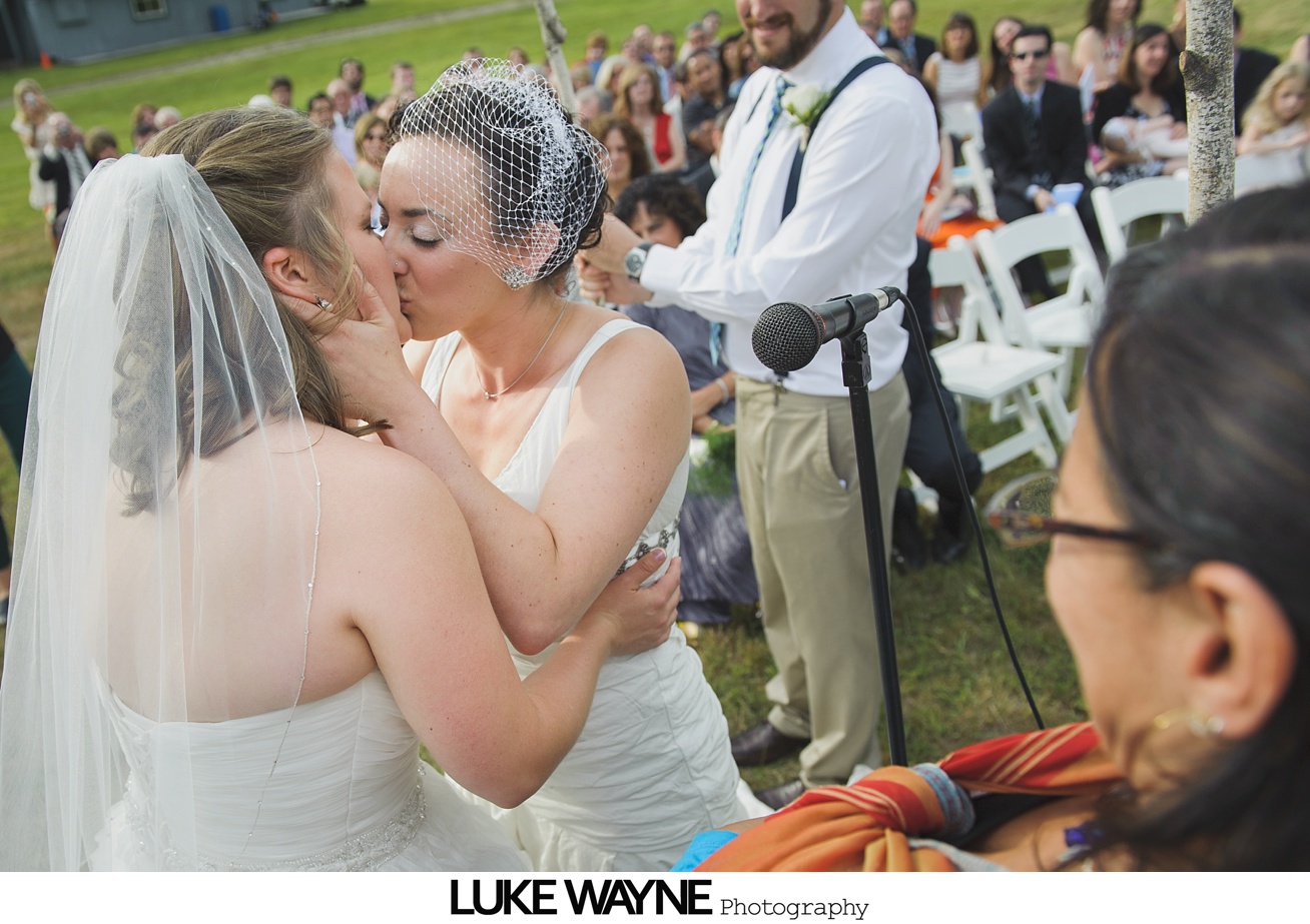 same_sex_ski_sundown_wedding_new_Hartford_CT_Colbys_band_34